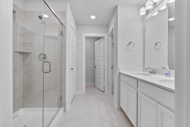 Building Photo - 9714 Grooveburr Ct