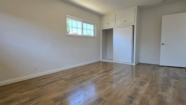 Building Photo - 5578 Newman St