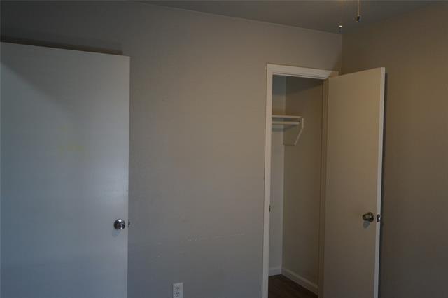 Building Photo - 2405 Ventura Dr