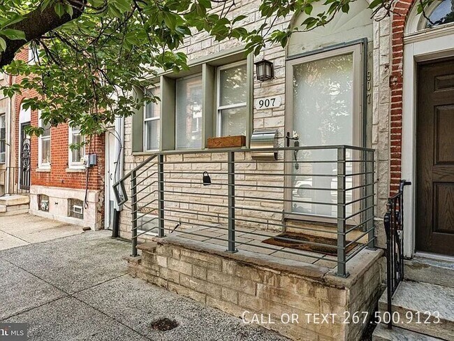 Building Photo - 907 N 5th St