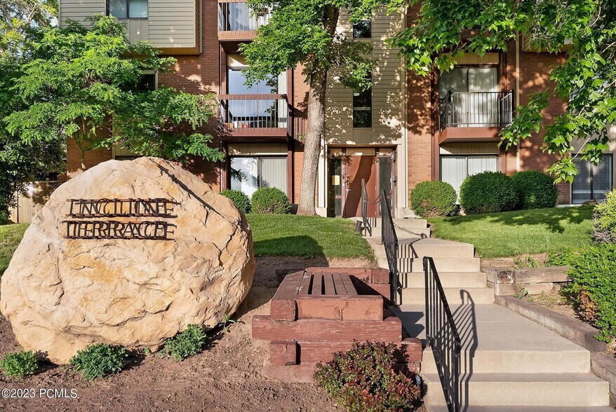 Building Photo - 425 S 1000 E