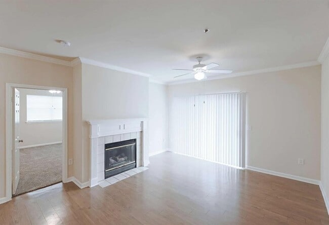 Building Photo - 10505 S I-35 Frontage Rd