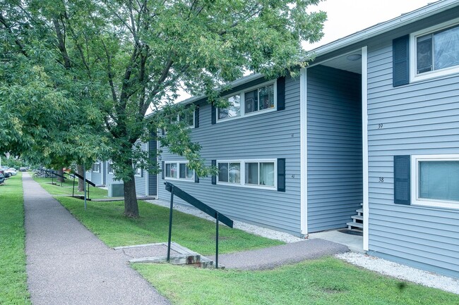 Building Photo - 92 Quarry Hl Rd