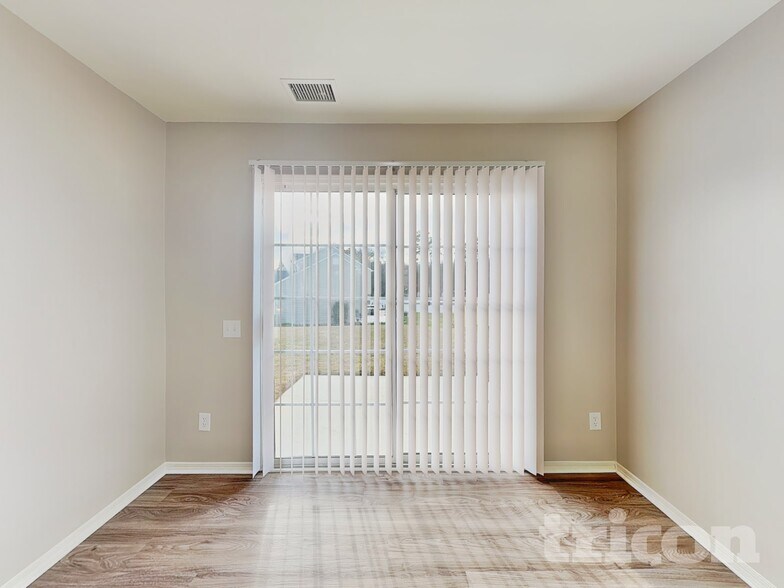 Building Photo - 12435 Shelly Pines Dr