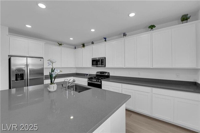 Building Photo - New Construction! Immaculate, 4 bed, 3 bat...