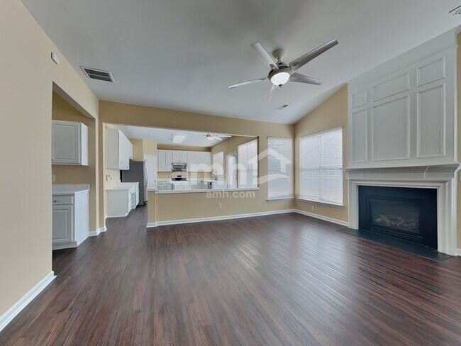 Building Photo - 1432 Cantwell Ct