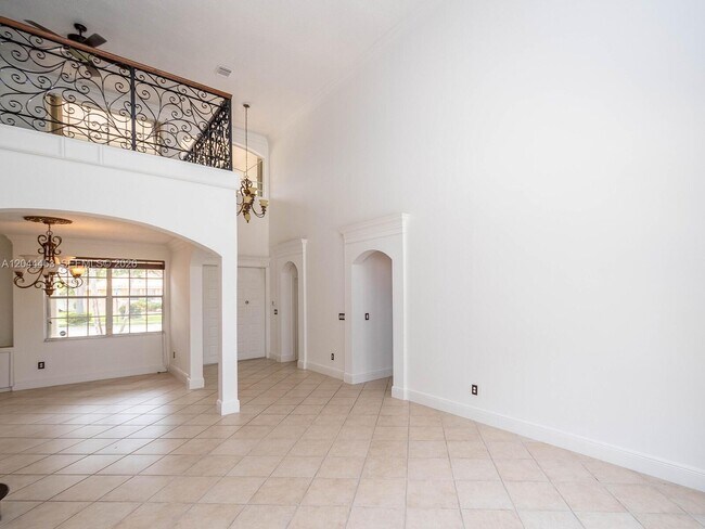Building Photo - 351 SW 184th Terrace