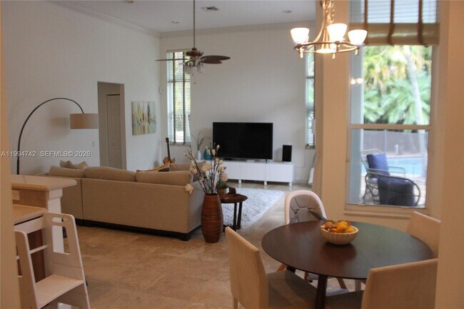 Building Photo - 870 Reflection Ln