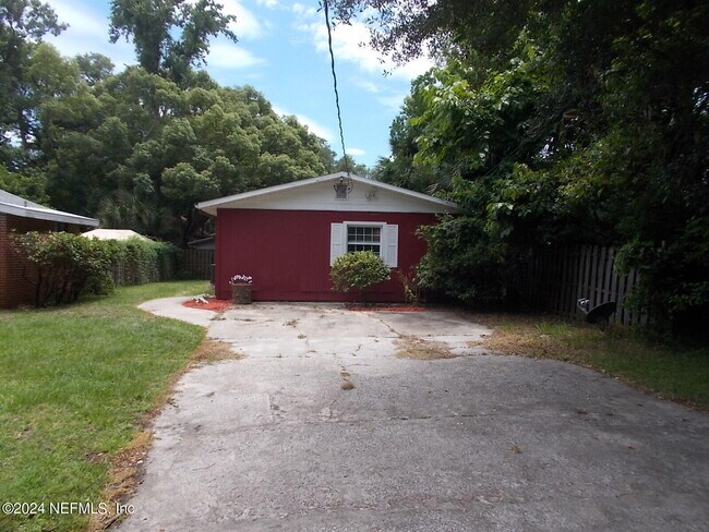 Building Photo - 5730 Cruz Rd