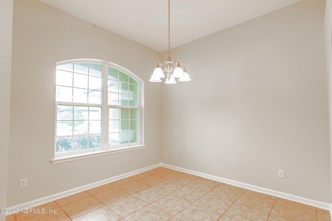 Building Photo - 3220 Deer Creek Dr