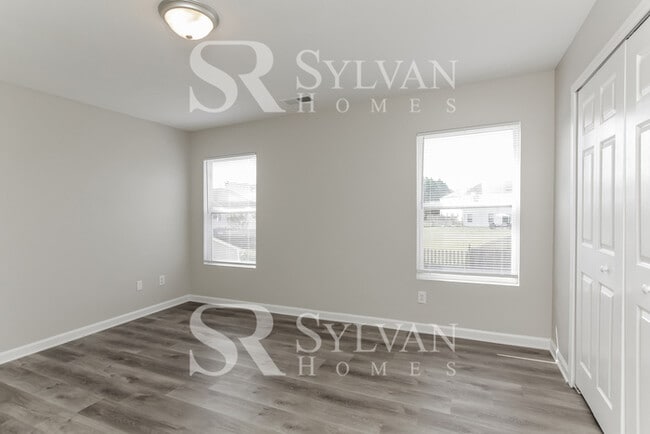 Building Photo - Enjoy living the good life in this 4 bedro...