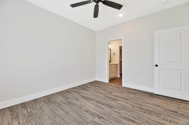 Building Photo - 1129 N Joye St