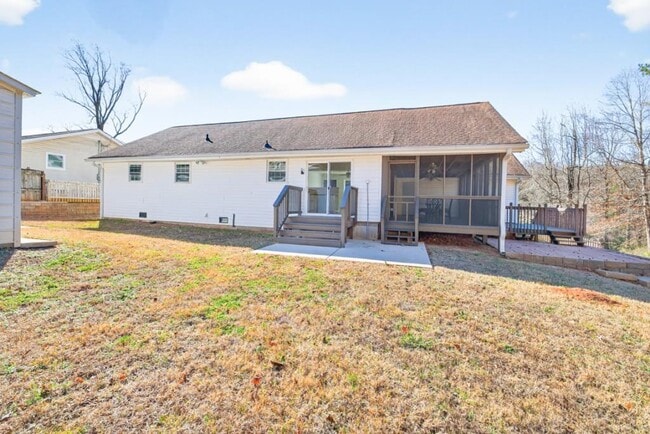 Building Photo - 5143 Ponderosa Farm Rd