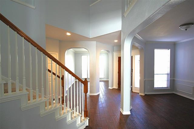 Building Photo - 18620 Gibbons Dr