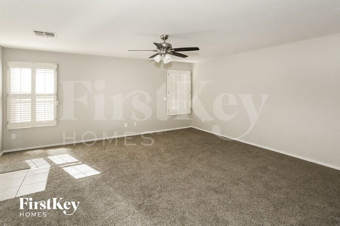 Building Photo - 2813 N 106th Ln