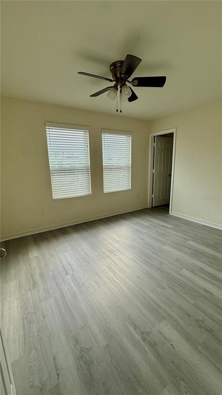 Building Photo - 3581 Dovetail Ave