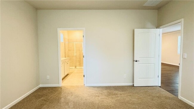 Building Photo - 5114 Tulip Sq