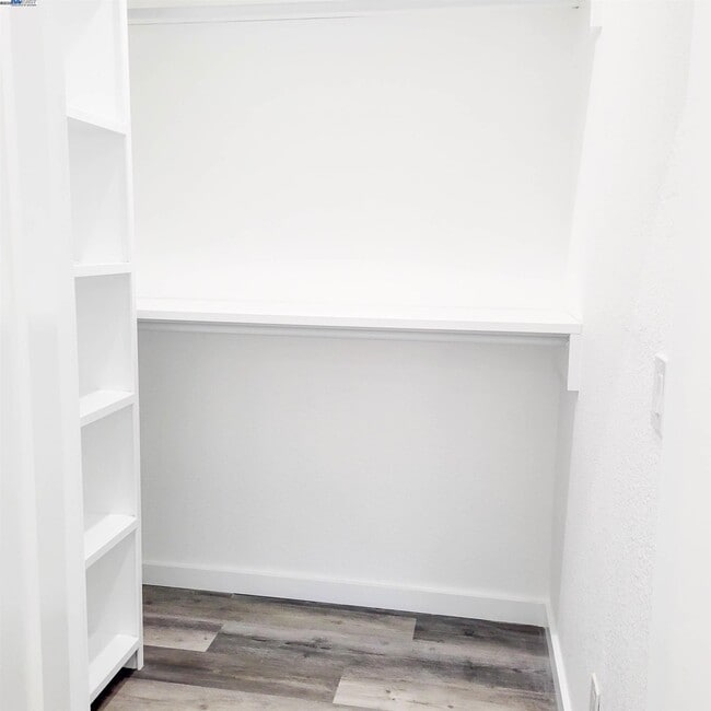 Building Photo - 110 S 37th St