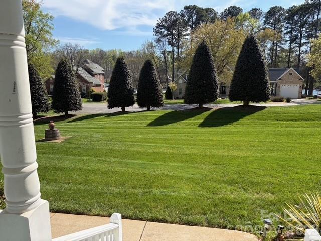 Building Photo - 8129 Camelia Ln