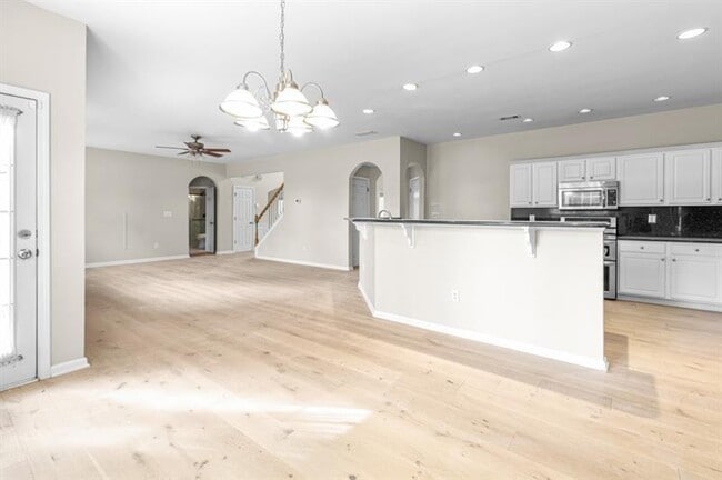 Building Photo - 2030 Brook Meadow Dr