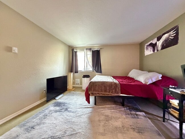 Building Photo - 1710 W Sunn Fjord Ln
