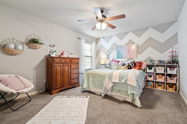Building Photo - 711 Tamarron Dr
