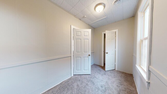 Building Photo - 2230 Kinkel Ave