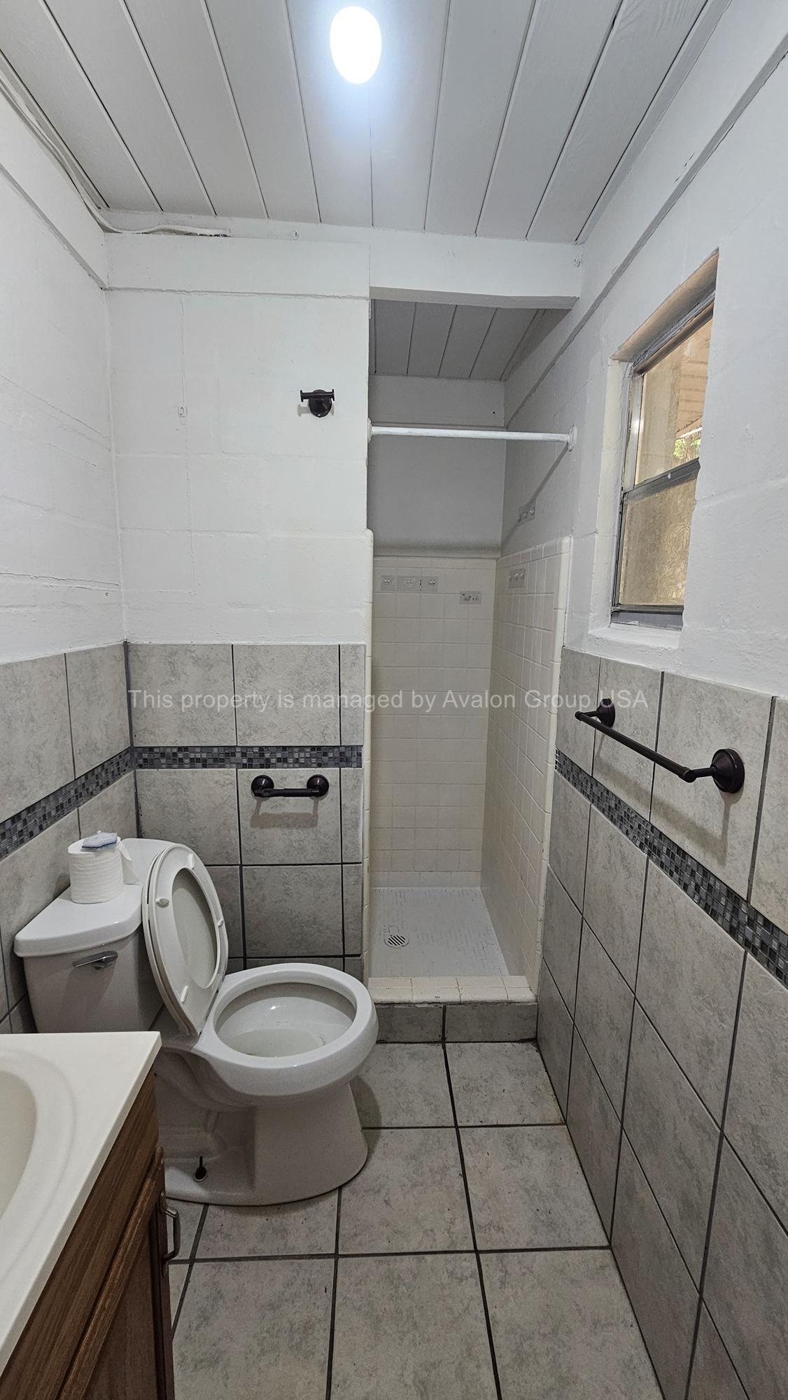 Building Photo - 1627 West Rd