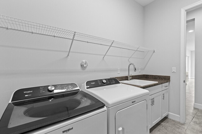 Building Photo - 5338 Liberty Ln