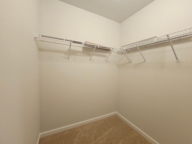 Building Photo - Well Maintained Home  Built in 2019