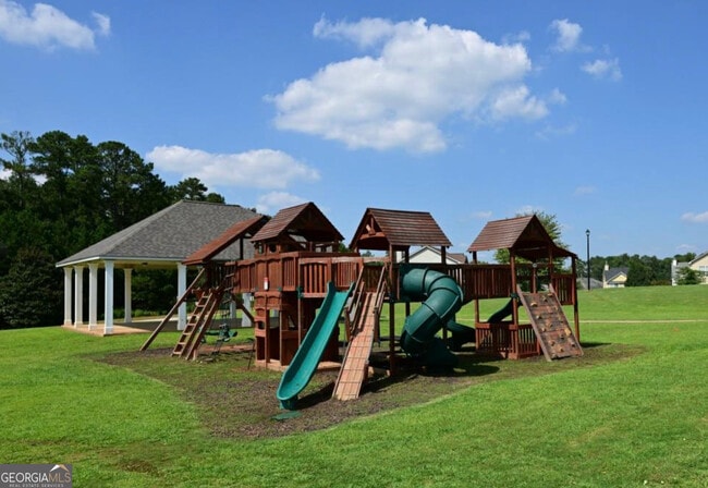 Building Photo - 341 Emporia Loop