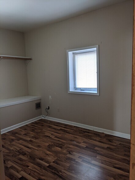 Building Photo - 321 N Michigan Ave