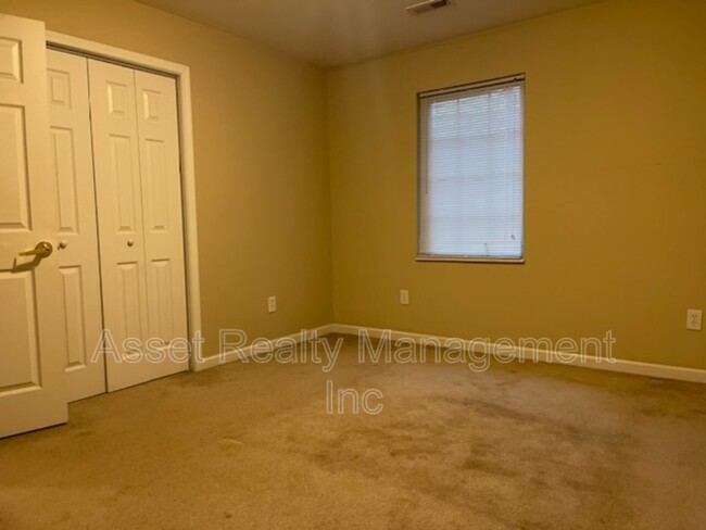 Building Photo - 8122 Elderberry Dr NW