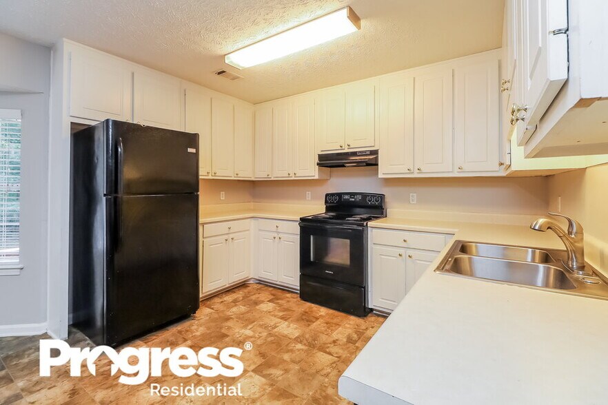 Building Photo - 50 Mountain Ct