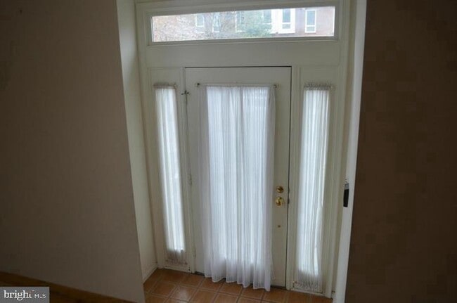 Building Photo - 1409 Templeton Pl