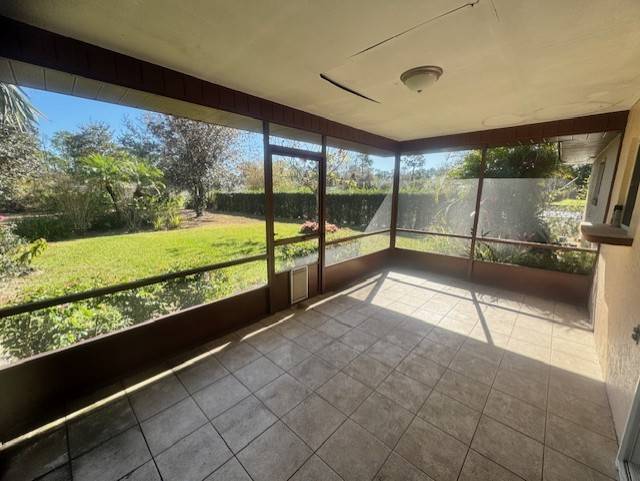 Building Photo - 110 Truman Ave NE