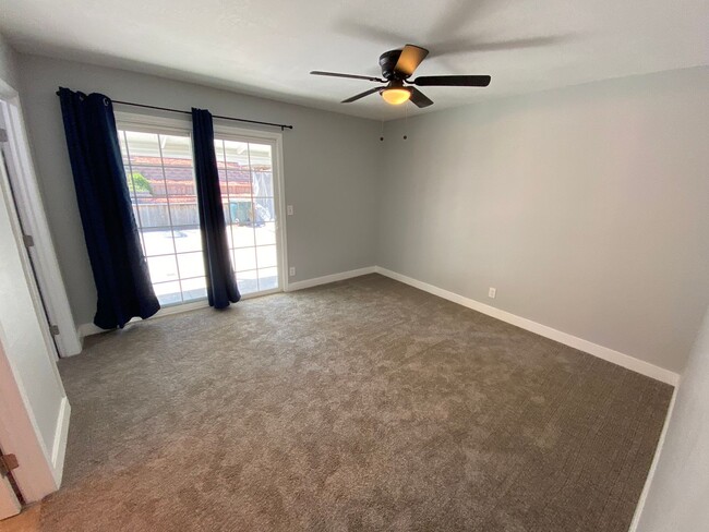Building Photo - 4 Bed 2 Bath Single Family Home In Antioch...