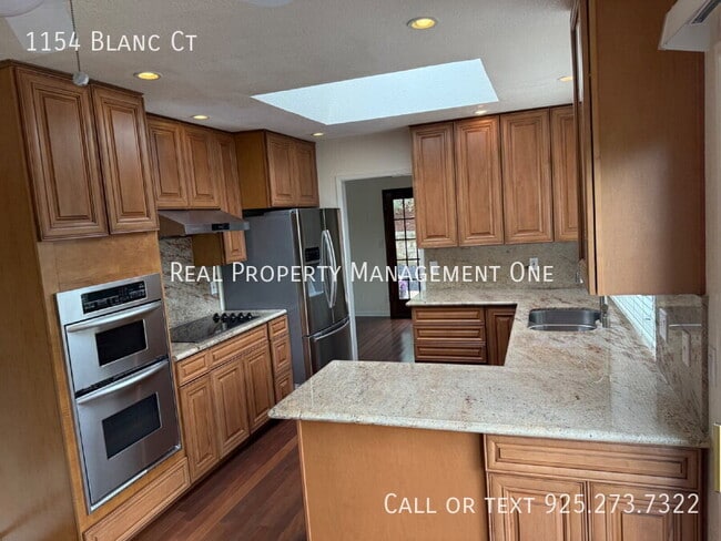 Building Photo - 1154 Blanc Ct