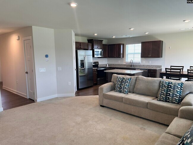 Building Photo - 1037 Cameron Ridge Dr