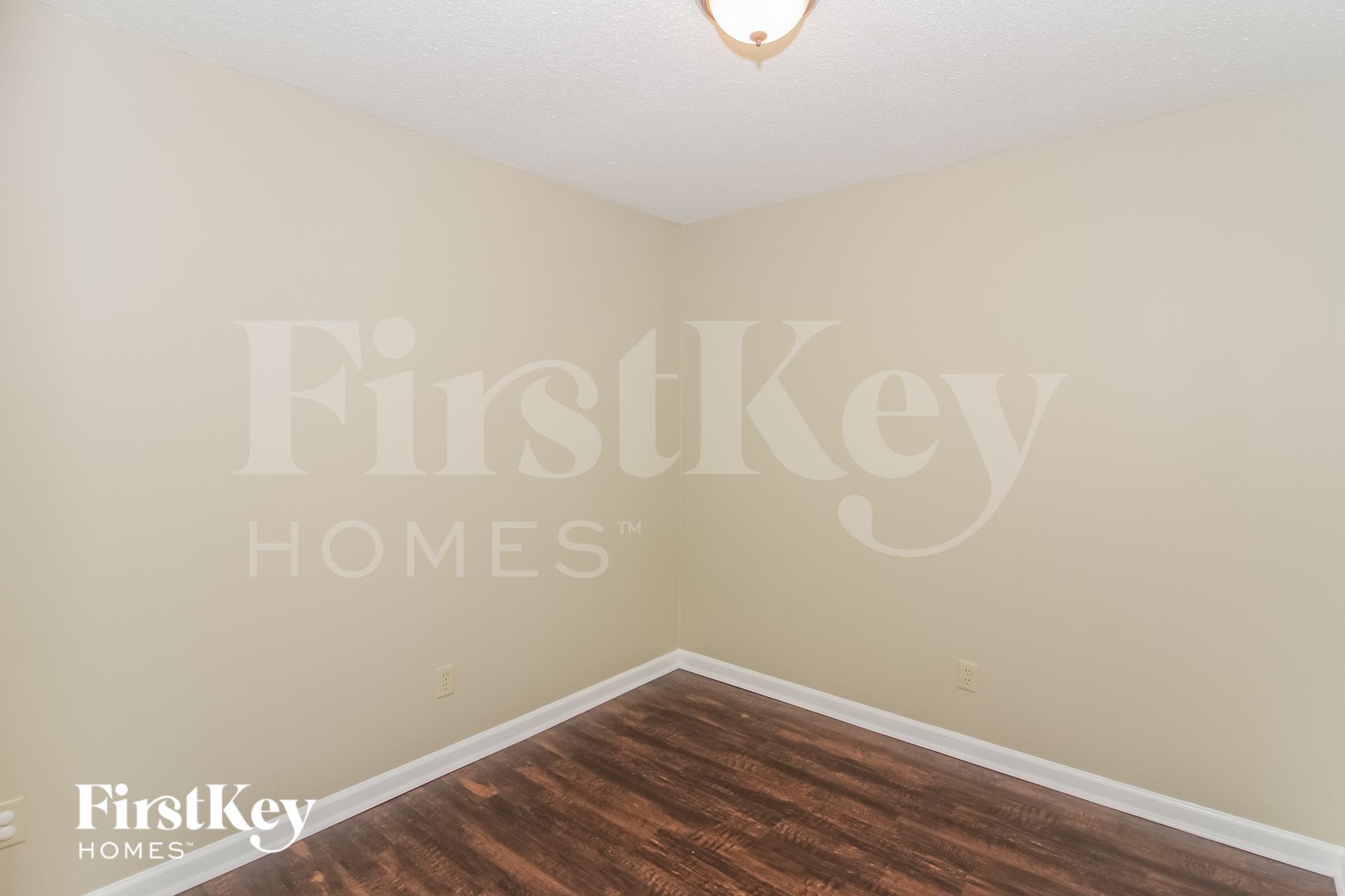 Building Photo - 7161 Oak Chase Ln