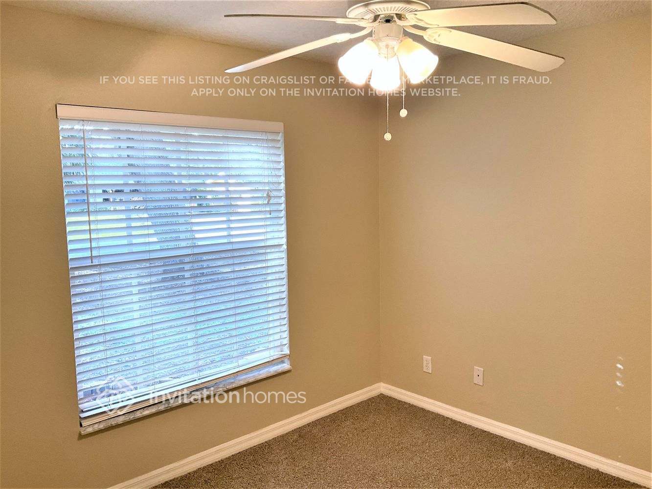 Building Photo - 1515 Pine Tree Dr