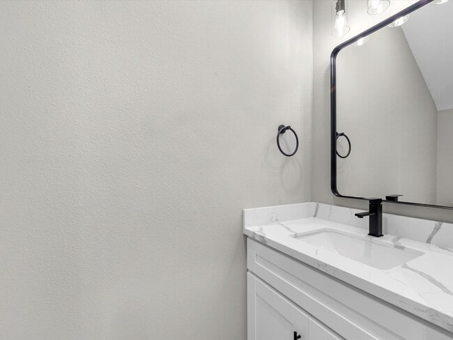 Building Photo - 7802 Queen St