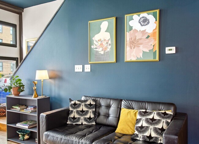 Building Photo - 206 N 1st St