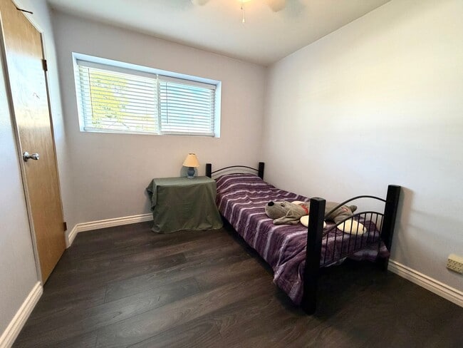 Building Photo - Charming 3 bedroom 2 bathroom house in Ventura!