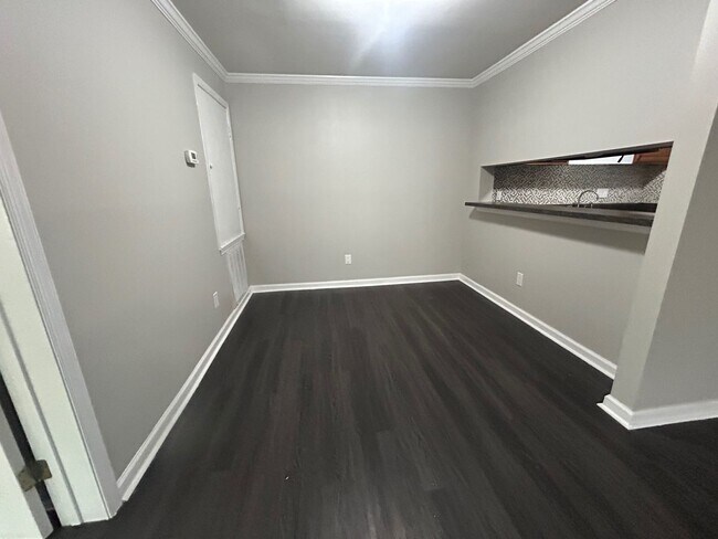 Building Photo - 3609-F-79 Juneau Rd