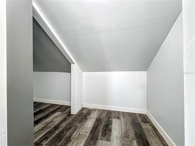 Building Photo - 120 Aldean Dr