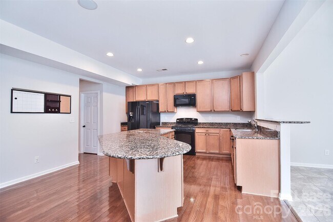 Building Photo - 5115 Chapel Chase Lane