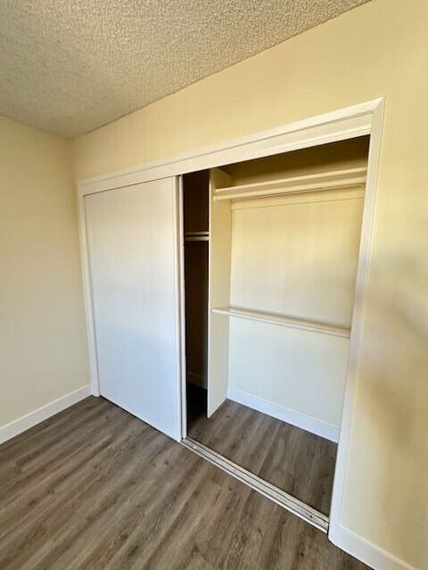 Building Photo - 6310 Hazeltine Ave