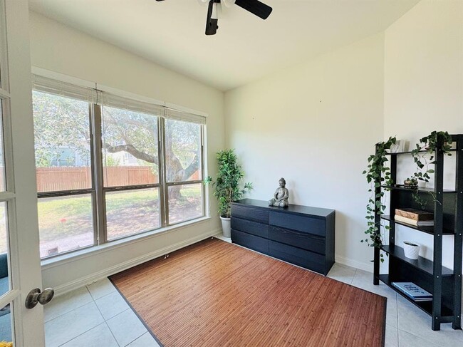 Building Photo - 12908 Cardinal Flower Dr