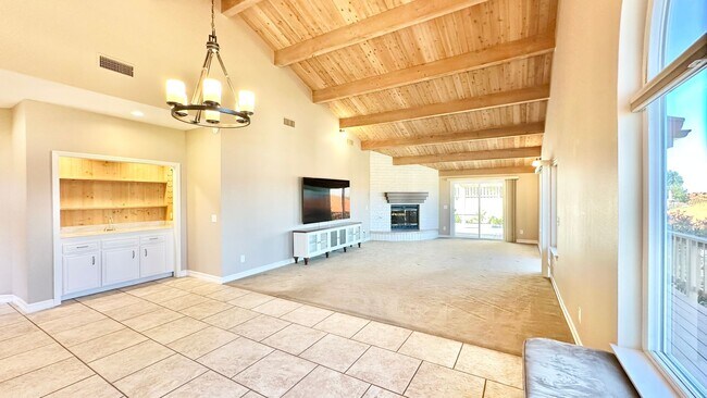 Building Photo - Wonderful Single-Story with Lots of Space ...